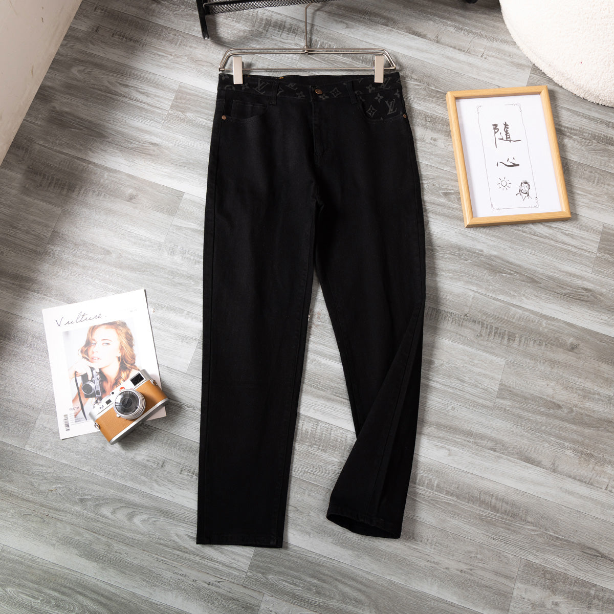 VV Washed stretch jeans 1825051402