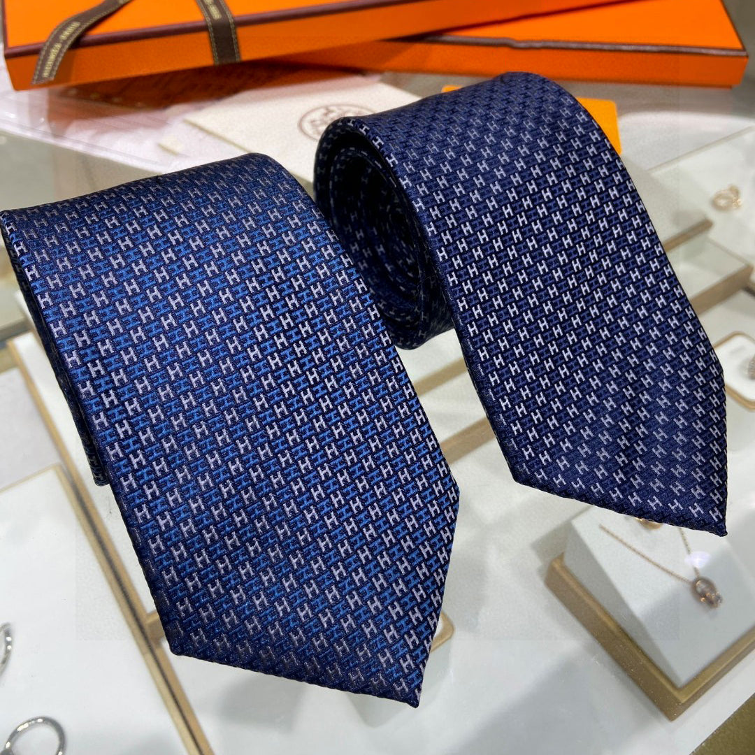 Two-tone H tie 1824053006