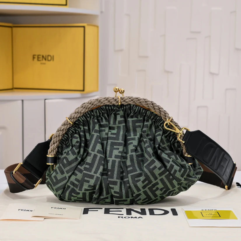 FD Classic Old Flower Cloud Bag 1025062001