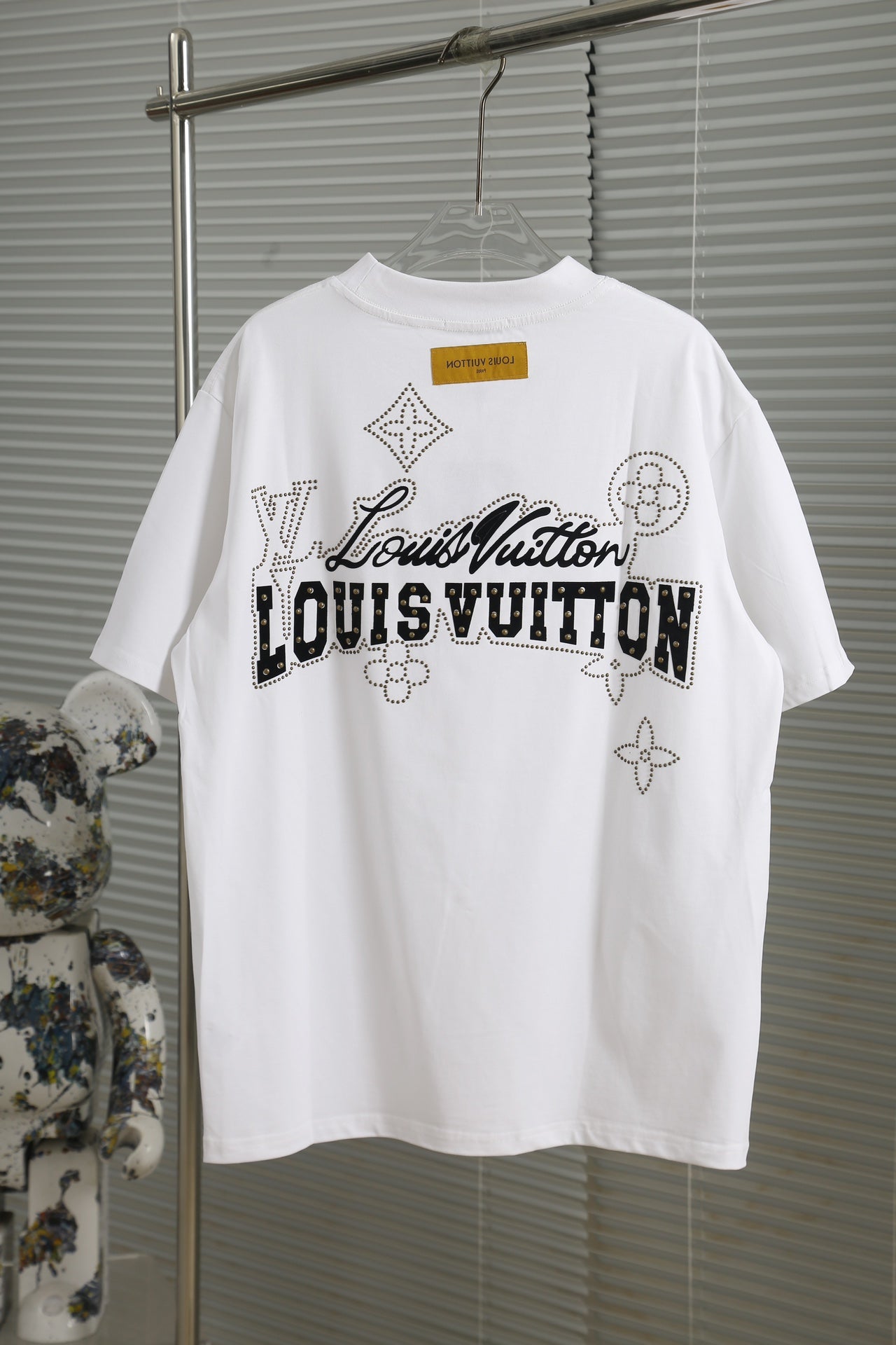 VV Unisex T-shirt 1825020609