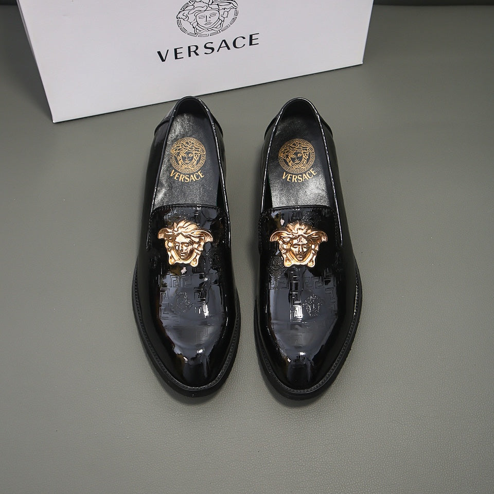 VS Embossed patent leather loafers 1826061205