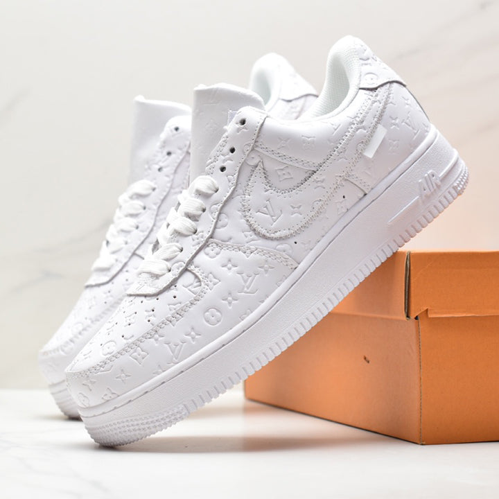 Trendy classic sneakers XC0823091309