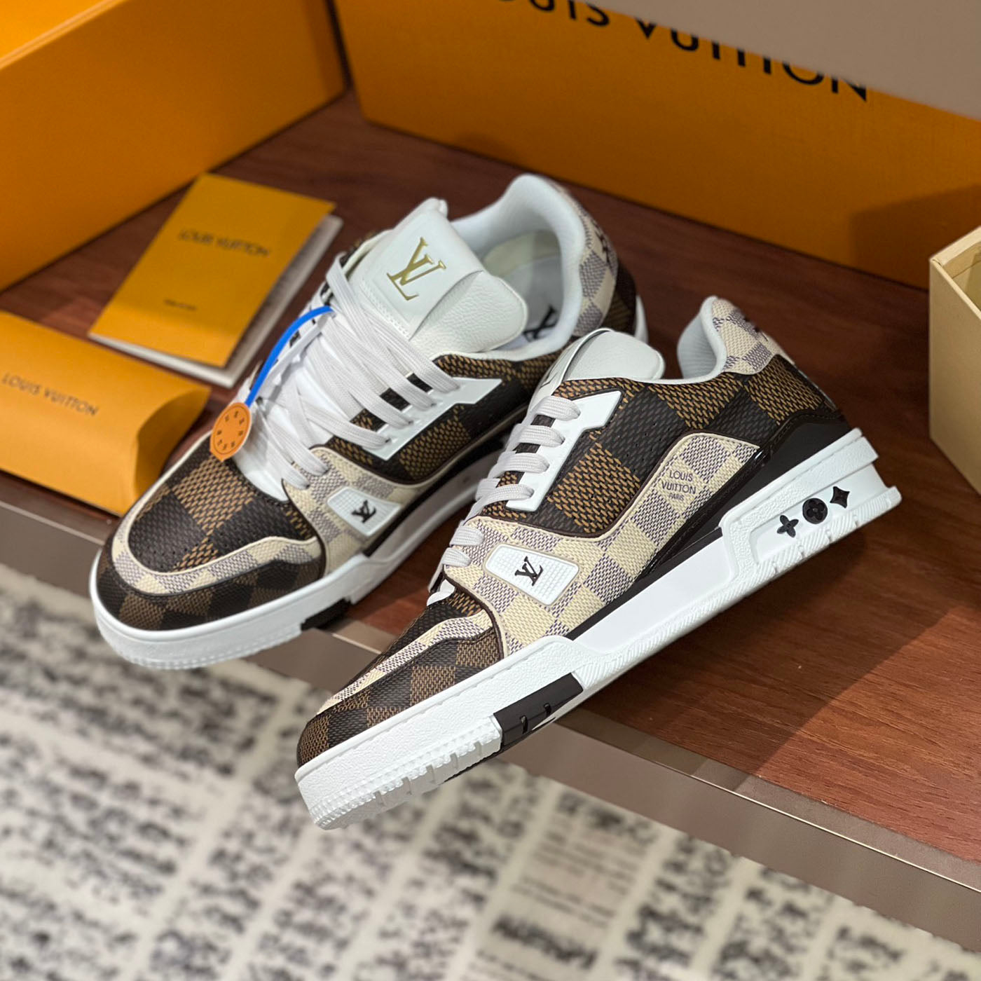 VV Trainer Sneaker 1825022806
