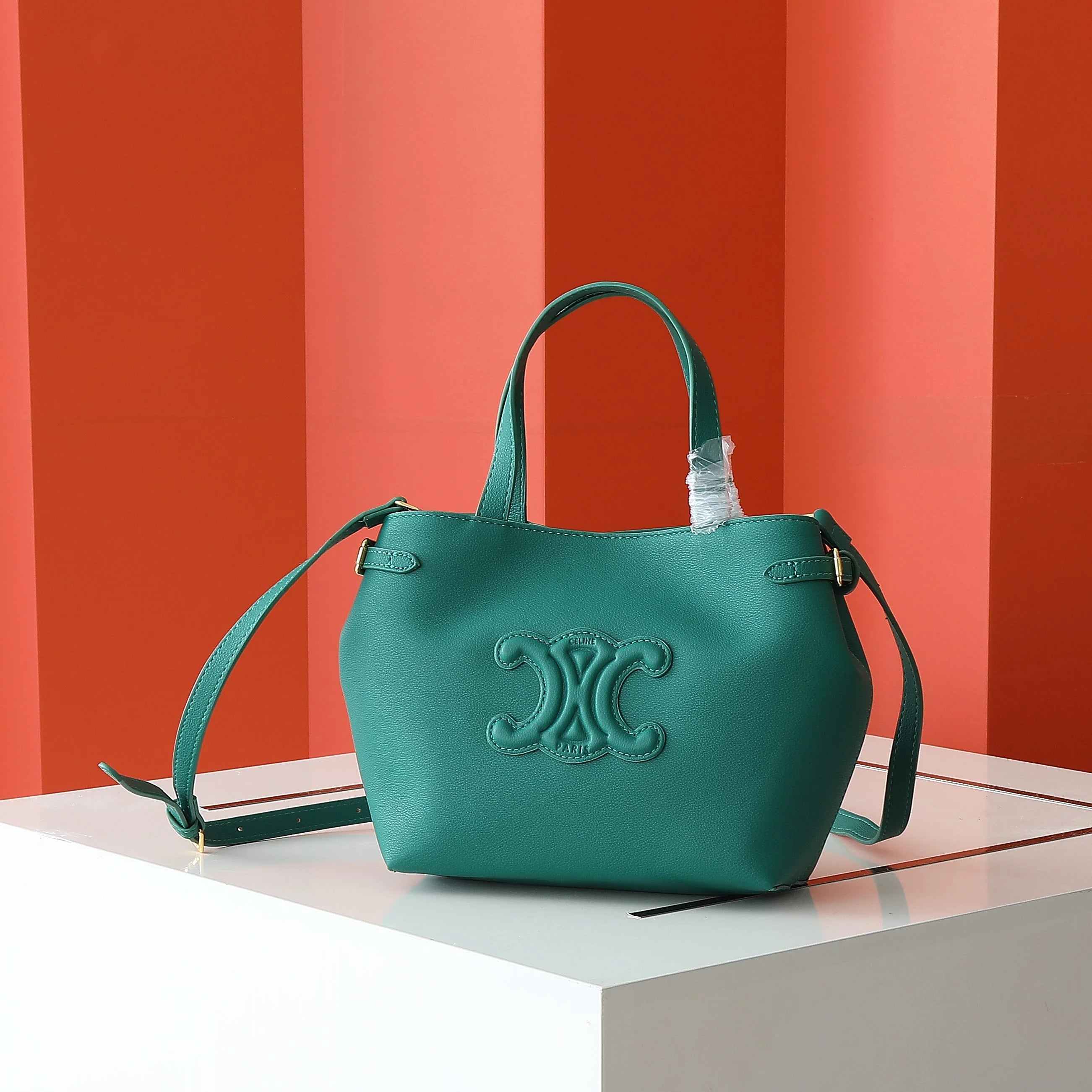 Triumph Tote Bag 1025043005