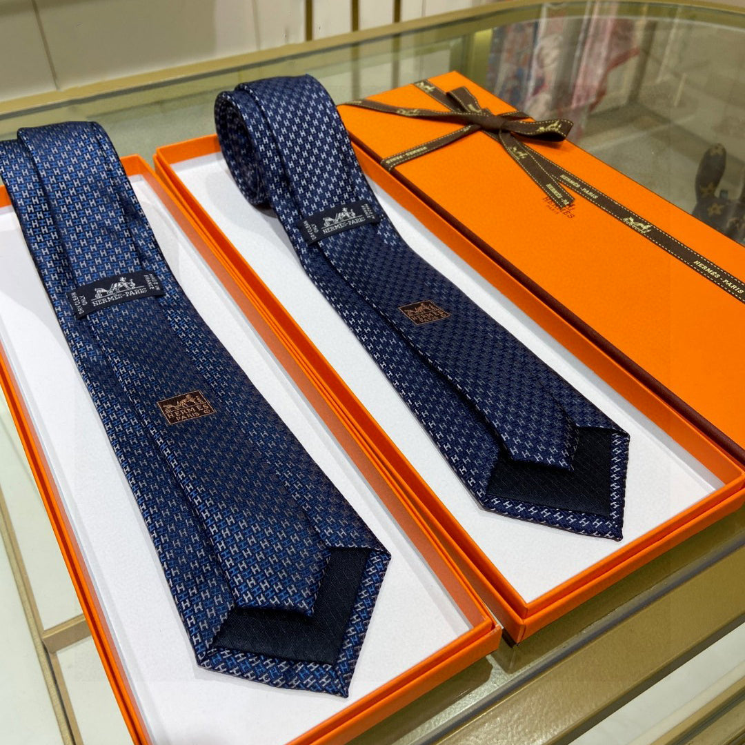 Two-tone H tie 1824053006