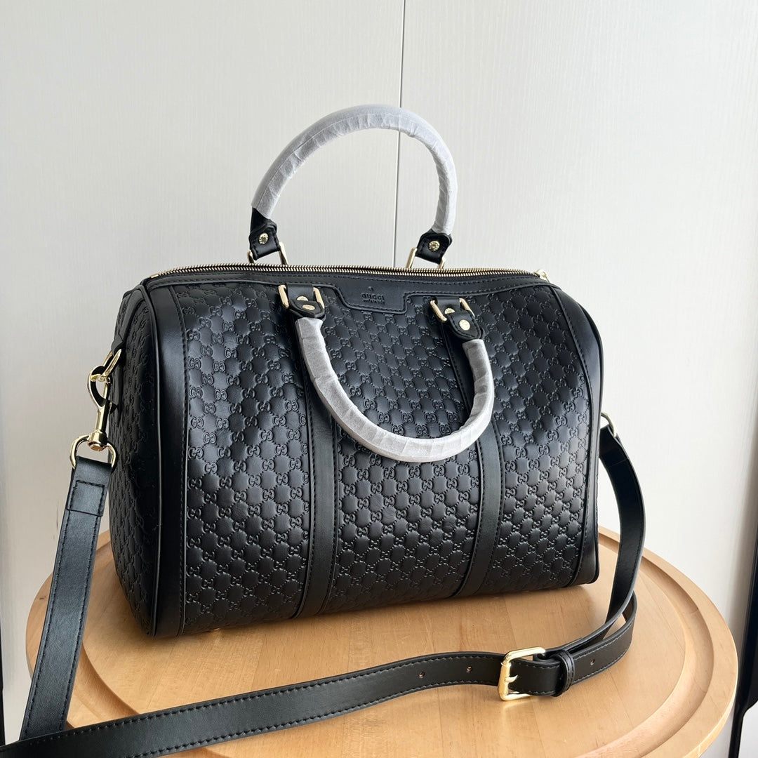 GUI Classic Boston Pillow Bag 1824120903