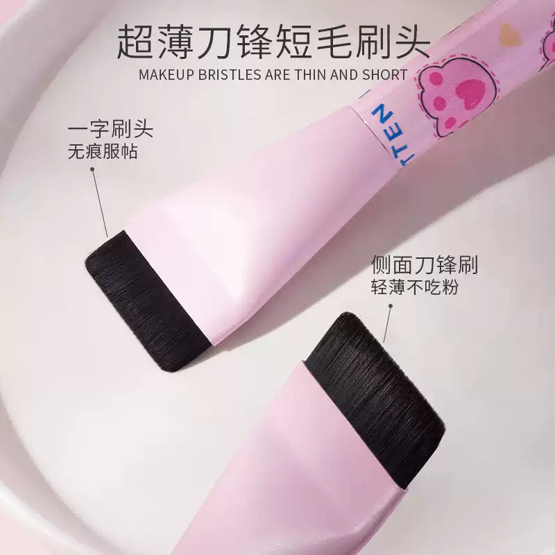 LovelyKitten Cat Claw Foundation Brush