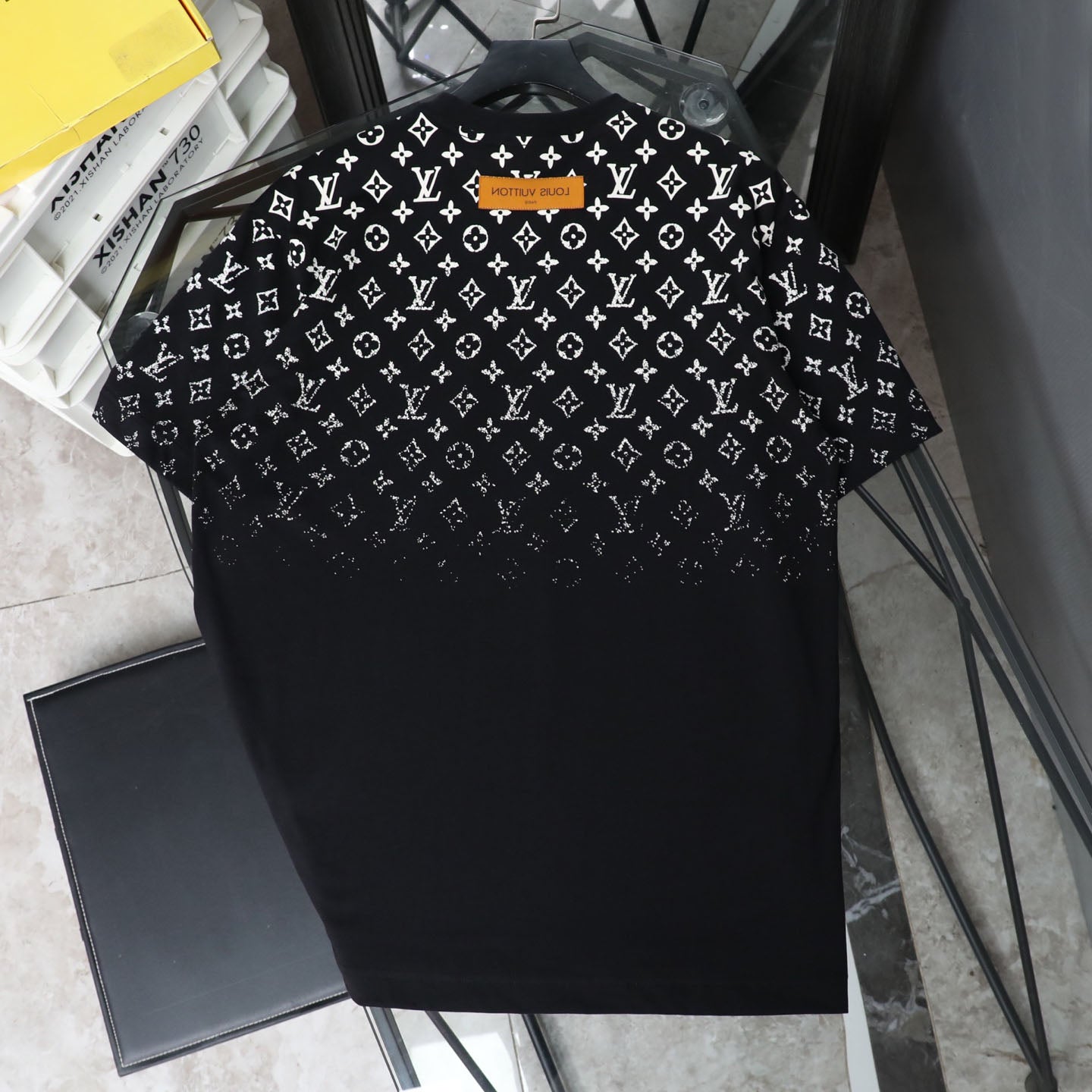 VV Gradient letter print T-shirt 1825060601
