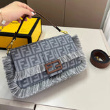 FD Tassel Baguette 1025070407