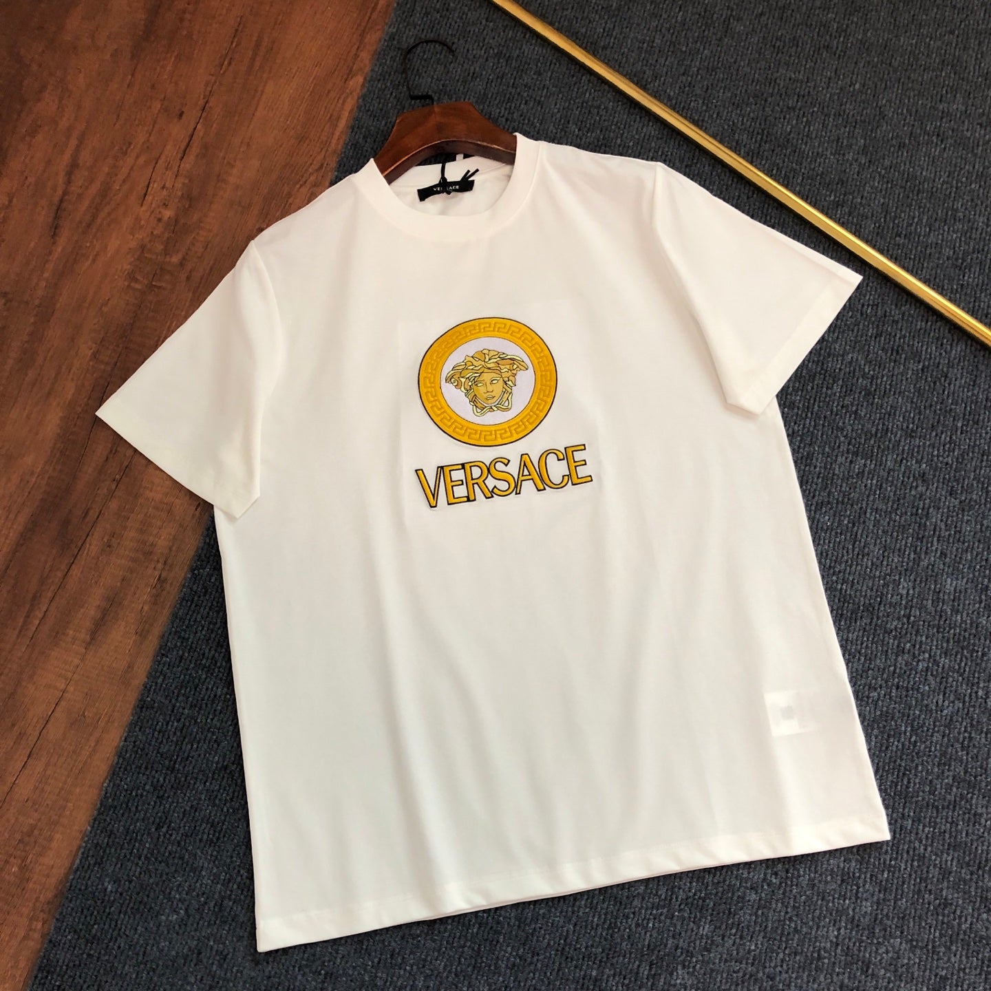 VS 2026 Spring/Summer New Classic Embroidered Logo Short-Sleeve T-Shirt 1826051501