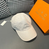 New classic fashion versatile baseball cap 1024012317