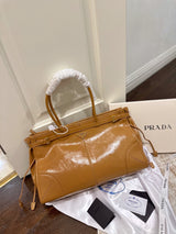 PD Bonnie oiled leather handbag 1825122506