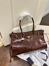 PD Bonnie oiled leather handbag 1825122506