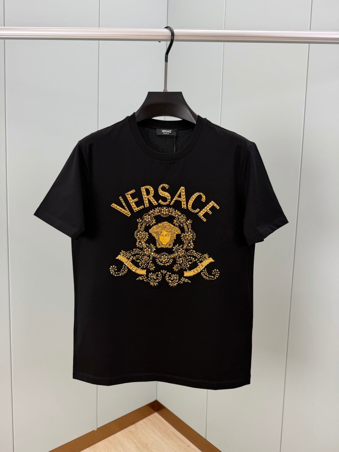 VS Medusa Ro short-sleeved T-shirt 26041601